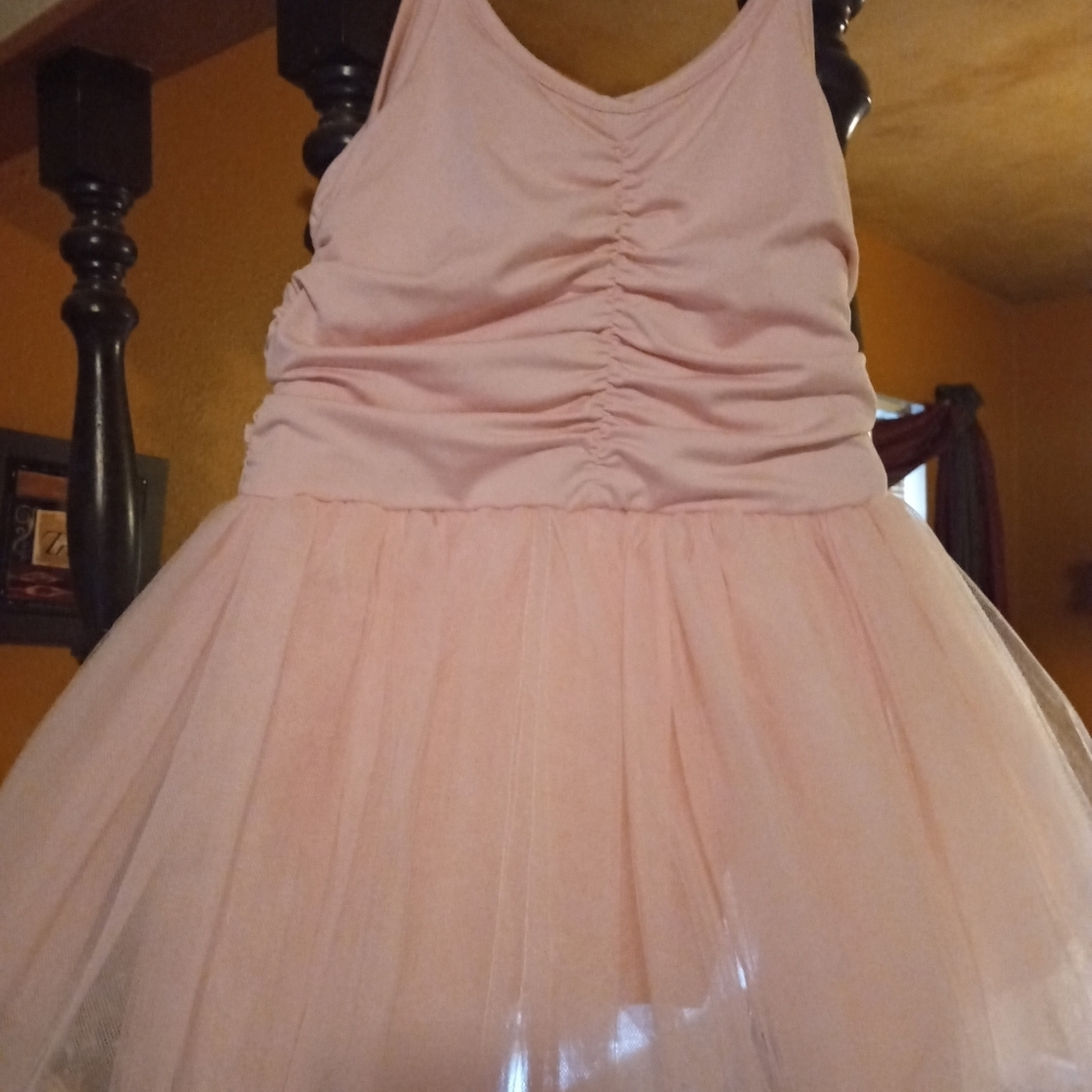 Girls dress